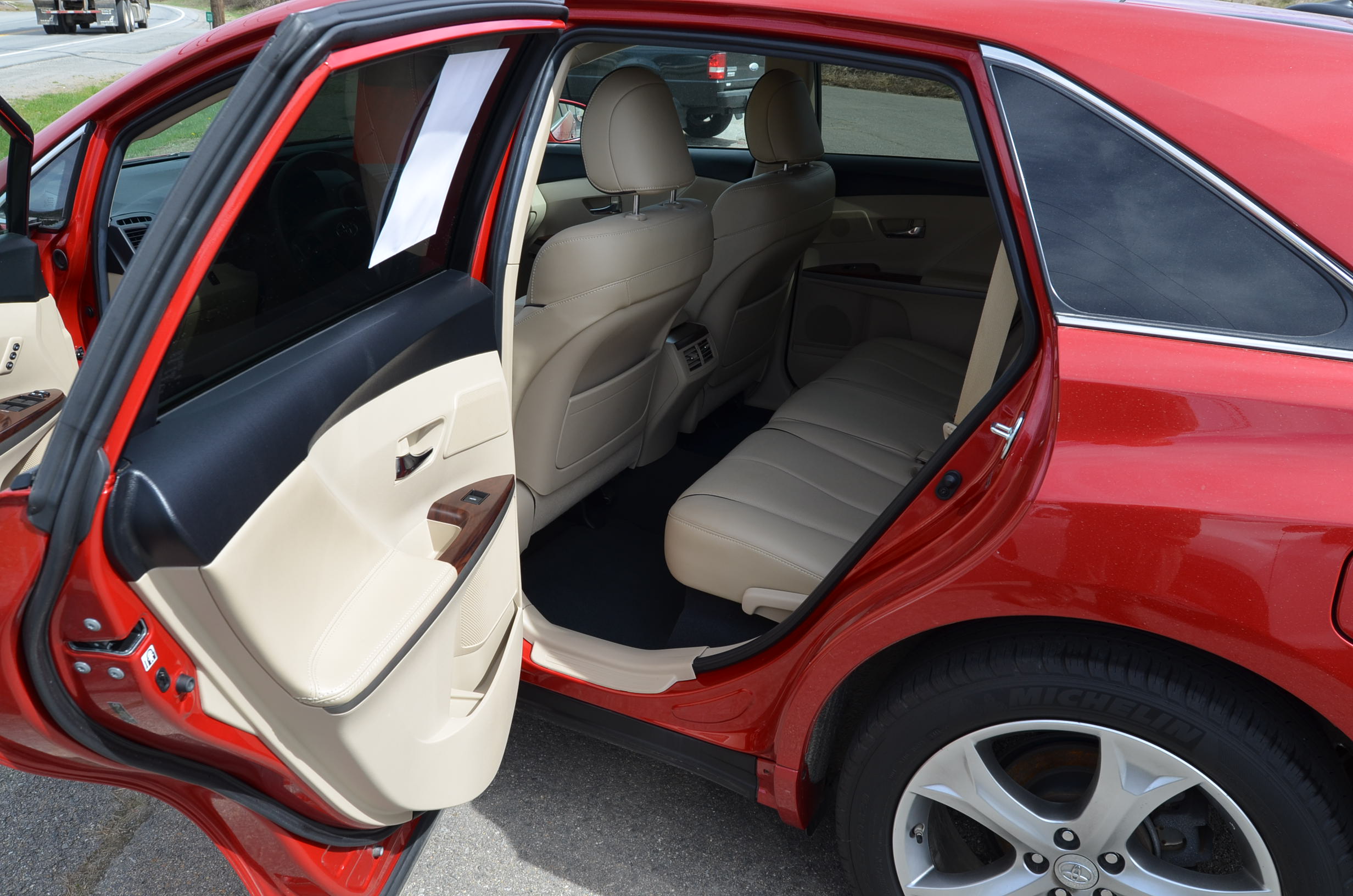 2015 TOYOTA VENZA XLE Westminster Auto Service