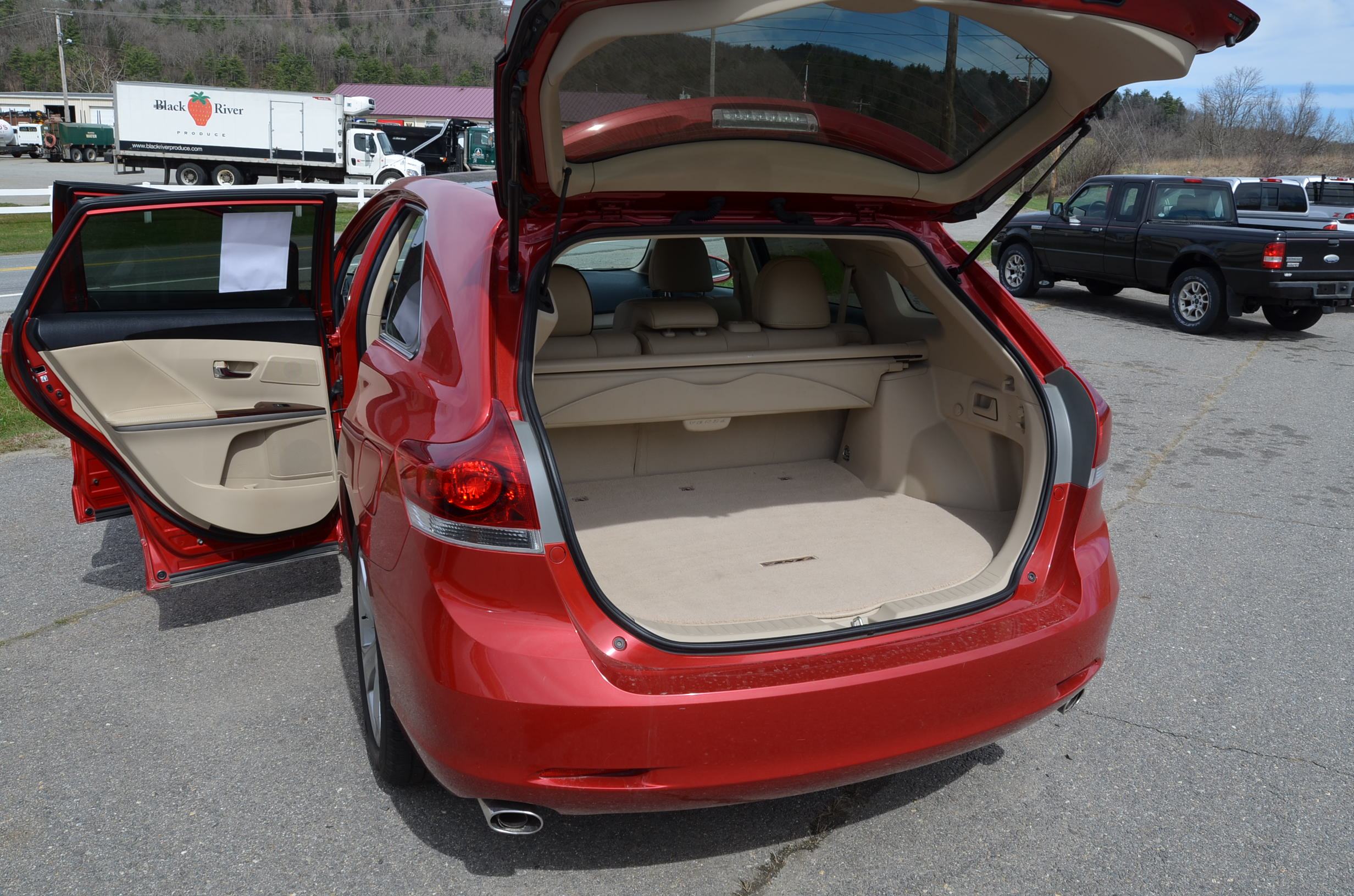 2015 TOYOTA VENZA XLE Westminster Auto Service