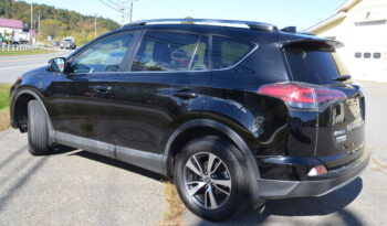 2018 TOYOTA RAV4 4D SUV AWD full