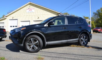 2018 TOYOTA RAV4 4D SUV AWD full
