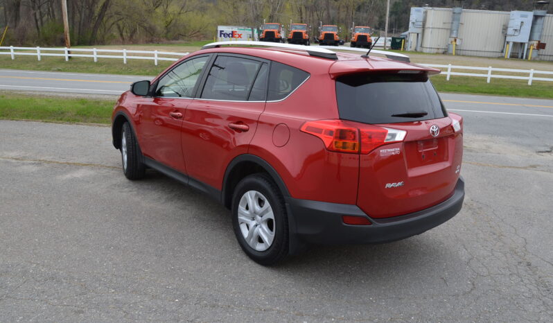 2015 TOYOTA RAV LE AD SUV full