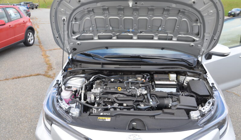 2026 TOYOTA COROLLA SE full